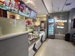 -DQ·蛋糕·冰淇淋(三亚青春颂店)
