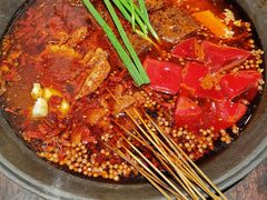 -四小区火锅·巷子里的重庆火锅(花照壁店)