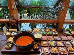 -银米·云南传统过桥米线(双廊黑金冠店)