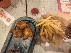 -必胜客(欢乐颂店)