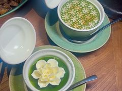 -包整·丝娃娃(一览甲秀楼风景店)