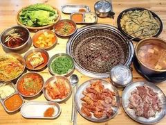 -飞翔公园(地铁站)