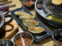 妈妈煎饺-姜虎东白丁烤肉(恒隆广场店)