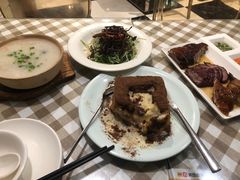 -新大咀港式茶餐厅(宝山万达店)