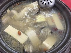 -花苑美食横琴生蚝火锅(拱北粤华路店)