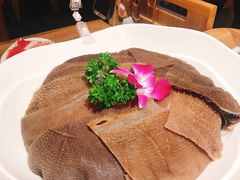 经典毛肚-巴奴毛肚火锅概念餐厅