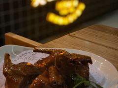 吊烧乳鸽-好彩猪肚鸡(正弘城店)