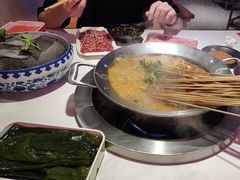 -钢管厂五区小郡肝串串香(奥克斯广场锦城万达店)