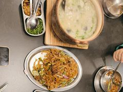 -蚝美人·生蚝海鲜烧烤(茶花园店)