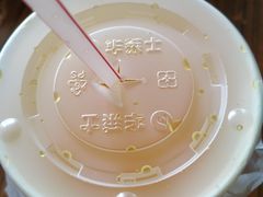 -华莱士·全鸡汉堡(五号路店)