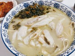 -明呈黄鱼面馆(斜土路店)