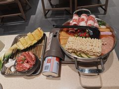 -蚂蚁洞·烤肉大营地(上海静安大悦城店)