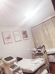 -美肤盾祛痘·问题肌头疗管理中心