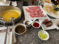 -辉哥火锅(虹桥路店)