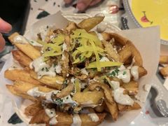 -MOMENTI手工意面(晶耀前滩店)