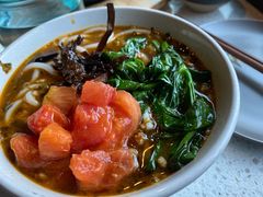 油鸡㙡凉米线-半山腰·云南菜(侨福芳草地店)