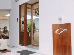 -Line 咖啡(石厦花园店)