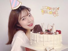 -半勺舒舒生日蛋糕店