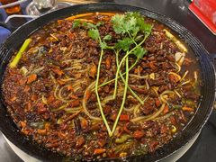 -鸿顺老铁锅美蛙鱼府(解放碑店)