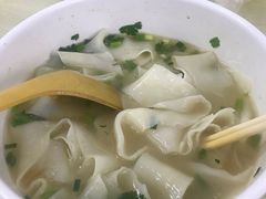 -泰龙城小吃街