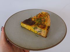 菠菜三文鱼塔-怪 kafe.