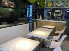 -蒙小妹骨汤饭.米线(新光路店)