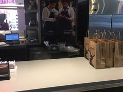 -luckincoffee瑞幸咖啡(香港名店街店)