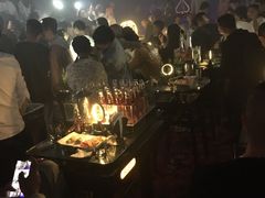 -欧米亚派对酒吧(绵阳店)