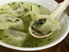 -潘国仙耳光馄饨(黄家阙路店)