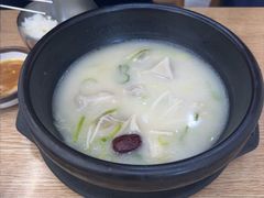 -神仙雪浓汤(明洞店)