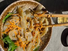 -阿婆情腊排骨火锅·野生菌季(古城旗舰店)