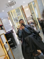 -V HAIR SALON造型