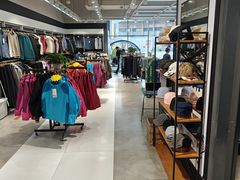 -52camp户外休闲房车装备(北三环路一段店)