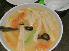 -汤城小厨•粤菜•靓汤(苏州街店)