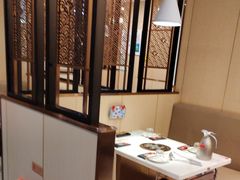 -七欣天香辣蟹火锅(闵行浦江欢乐颂店)