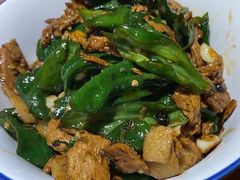 -偶屋里钵少爷(时代广场店)