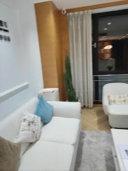 -HEYAN荷妍专业脱毛连锁机构