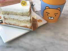 -KAKAO FRIENDS(弘大店)