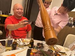 -斯普汇生蚝牛排馆(中骏世界城店)