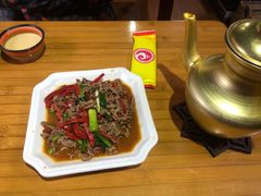 爆炒牛肉-五彩雪域藏餐馆