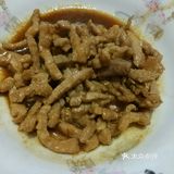 炒精肉，也能叫极简版的小炒肉吧