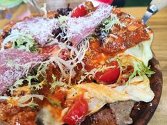 -Dragon Pizza•圆脸龙披萨·牛排餐厅