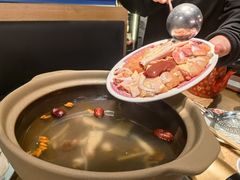 -邹开喜·炭炉鸡煲·海鲜火锅(虹口足球场店)