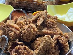 -BHC炸鸡(明洞总店)