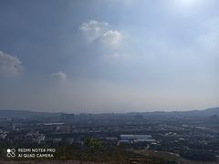 -灵岩山风景区