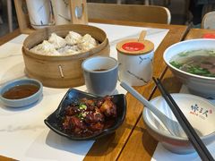 -馋三尺蟹粉小笼(人民广场店)