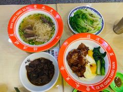 -七爷清汤腩·港式茶餐厅(世博店)
