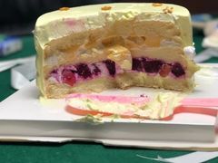 -潇哥哥家的蛋糕店