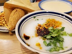 弯脚杆油茶-正南齐北·老街糯米团(洪崖洞店)