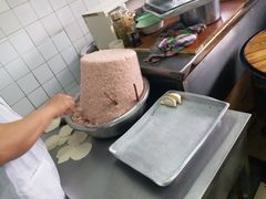 -黄阿姨锅贴大王(万航渡路店)